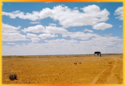 Outback outhouse, Australia Outback Tours, Outback Australia Adventures, Outback Tours, Adventure Australia, Australia Tours, Red Centre, Ayers Rock, Kangaroo Island, Barossa Valley, Coober Pedy, Uluru, 4WD Tours, German Guide